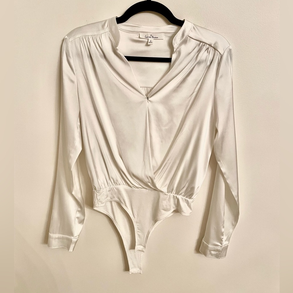 Love Tree Satin Bodysuit in White Size S